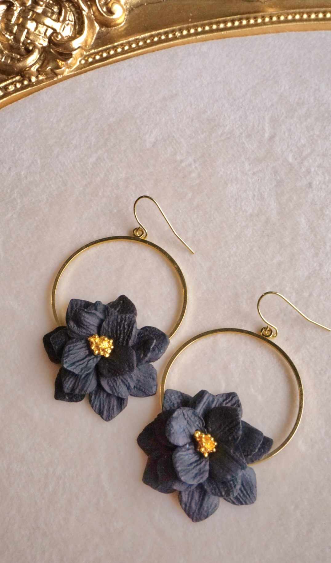 Midnight Bloom Dangle