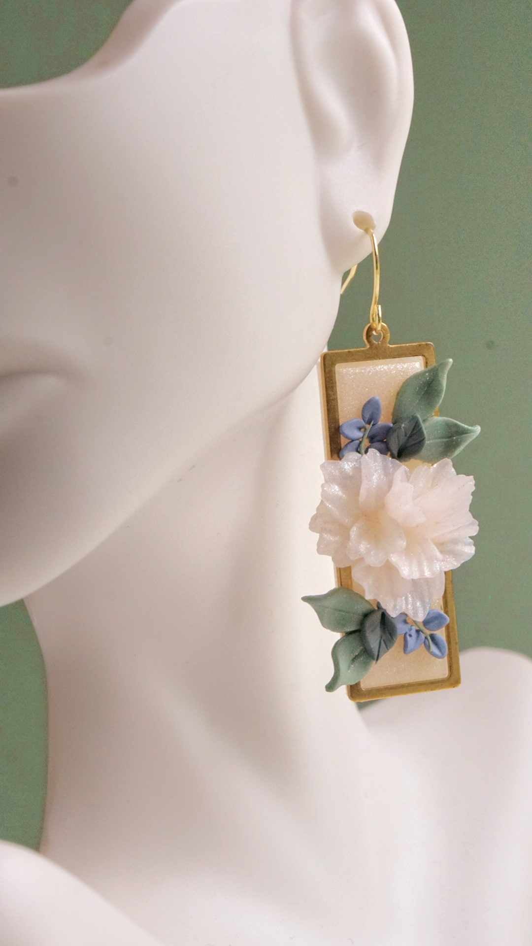 Moonlit Garden Dangle - White Floral Earrings