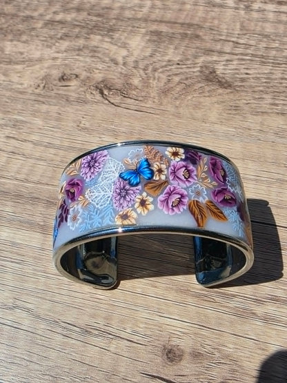 Twilight Flutter Cuff