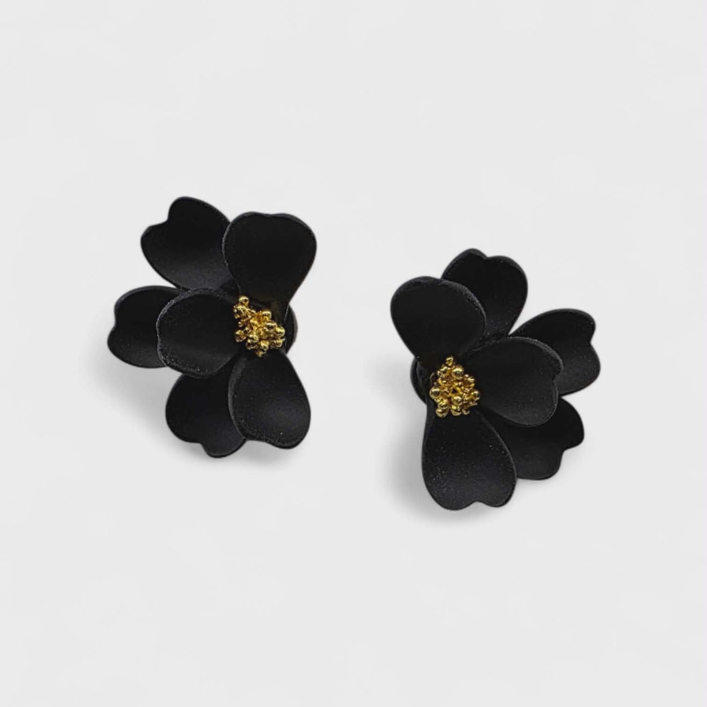 The Quiet Bloom Stud Earring