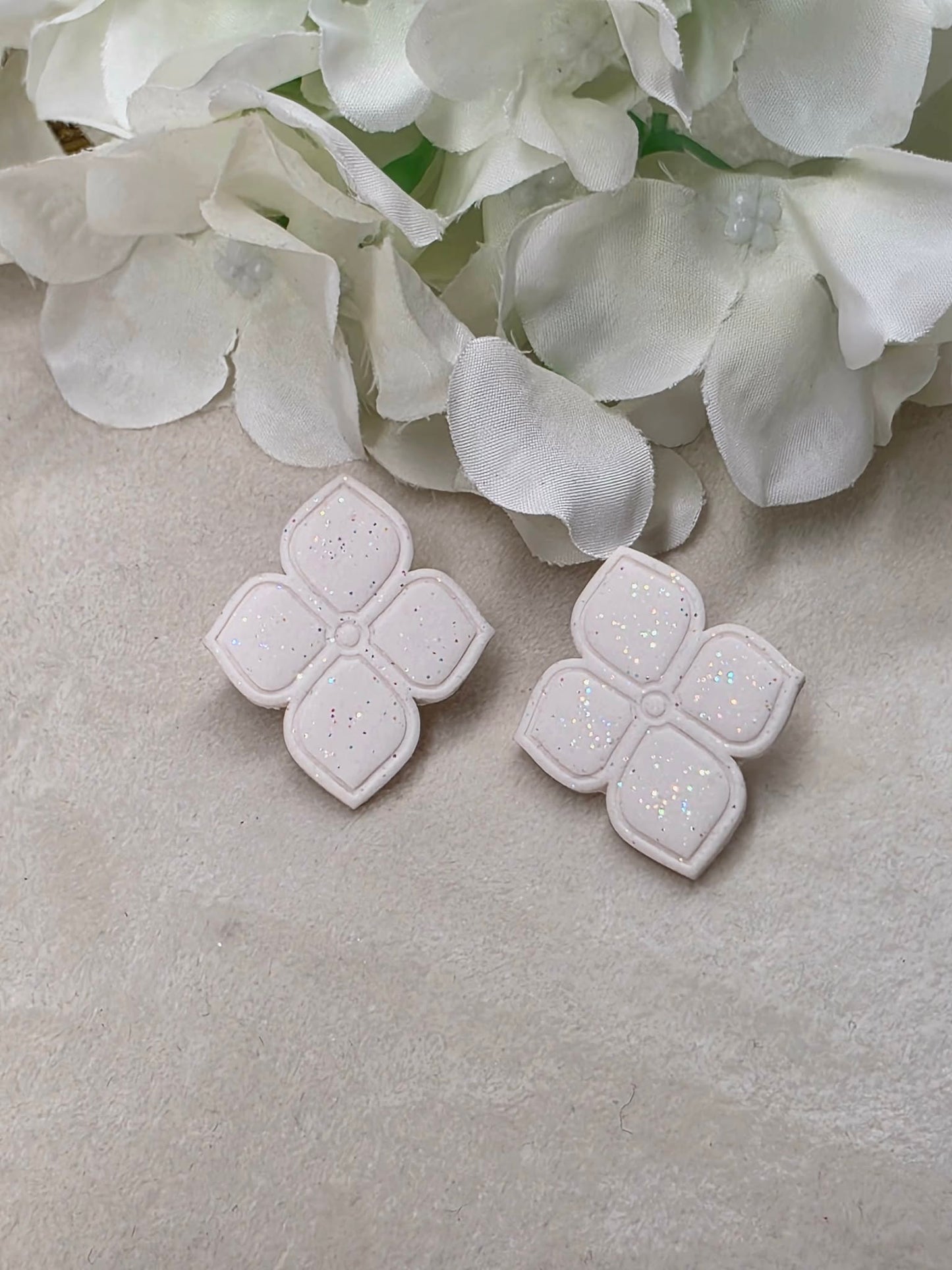 Vow Knot White Studs