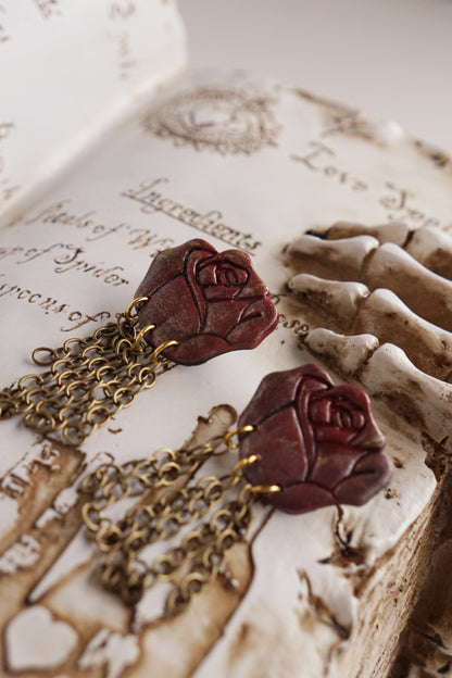 Gilded rose chain dangles image 4